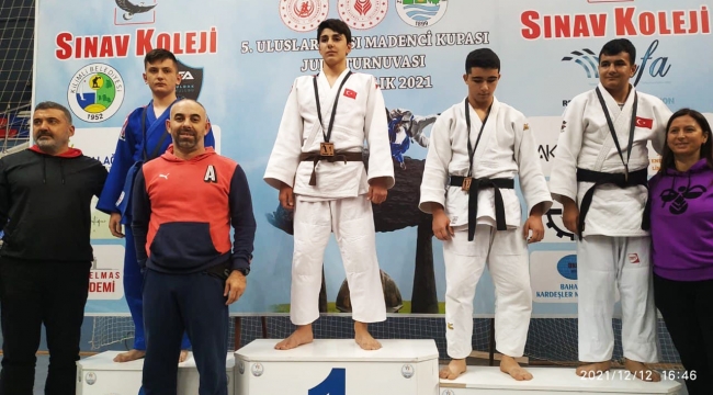Büyükşehir judocuları Zonguldak'tan başarıyla döndü