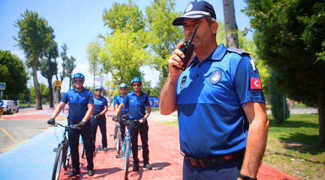 Bisikletli tim yollarda: 'Mavi yolun' güvenliği Büyükşehir için önemli