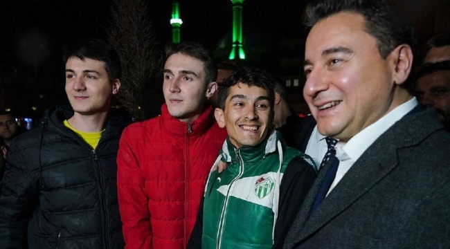  DEVA İlçe Başkanı Özkan, "Gençlik Eylem Planımız hazır. Gençlik için çok güzel planlarımız var." dedi.