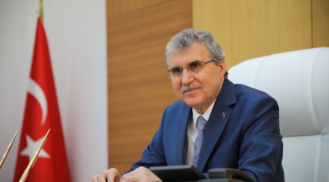 Sakarya Büyükşehir Belediye Başkanı Yüce İslam Aleminin Kandilini Kutladı.